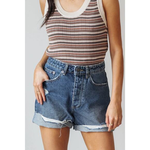 REVOLVE Amuse Society Bella Light Blue Button Fly Cut Off Denim Shorts Size 29 - Picture 4 of 13
